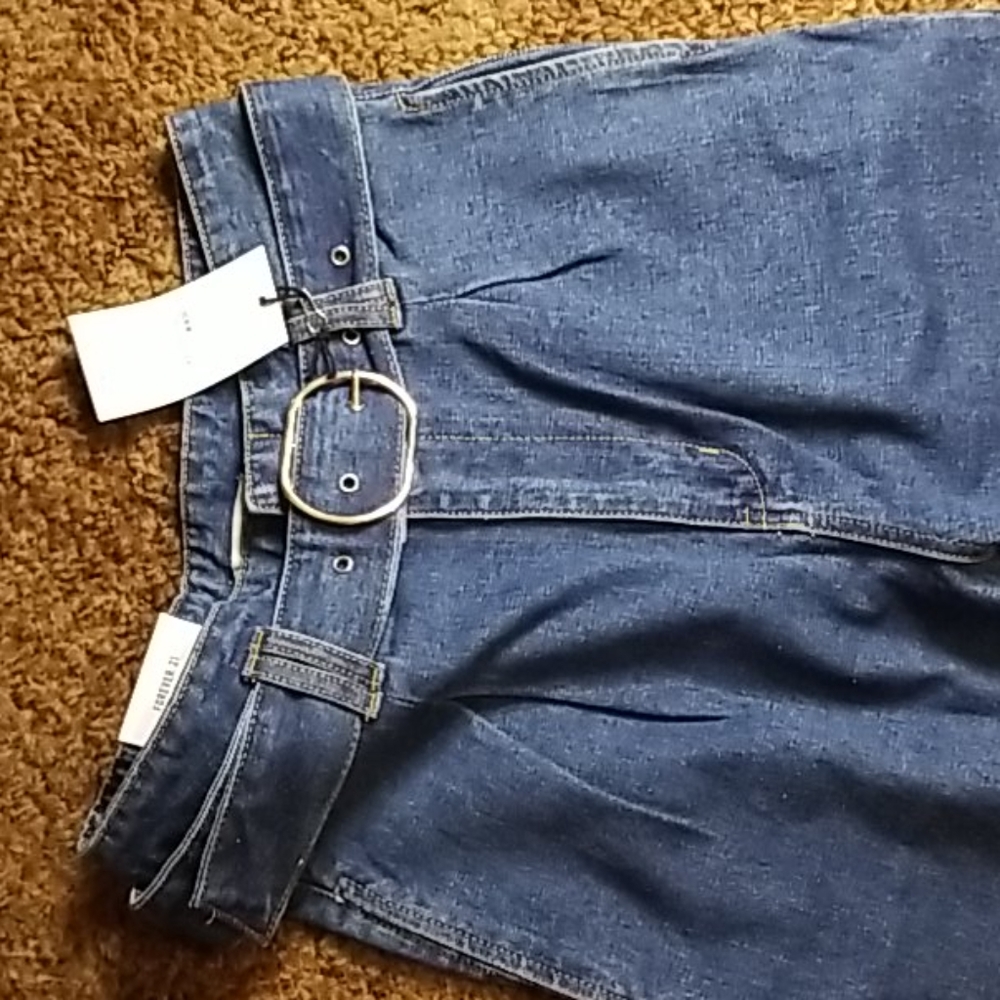 NEW - Forever 21 Denim Jeans - Picture 2 of 5
